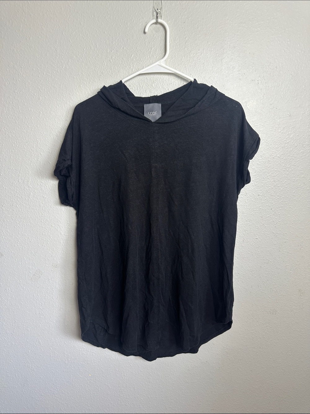 Lysse linen Black Short Sleeve Hooded Tee Shirt